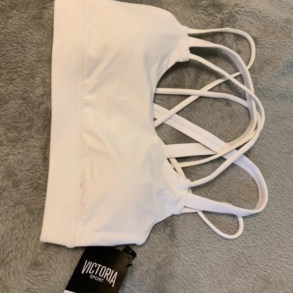 NWT Victoria’s Secret Sports bra
